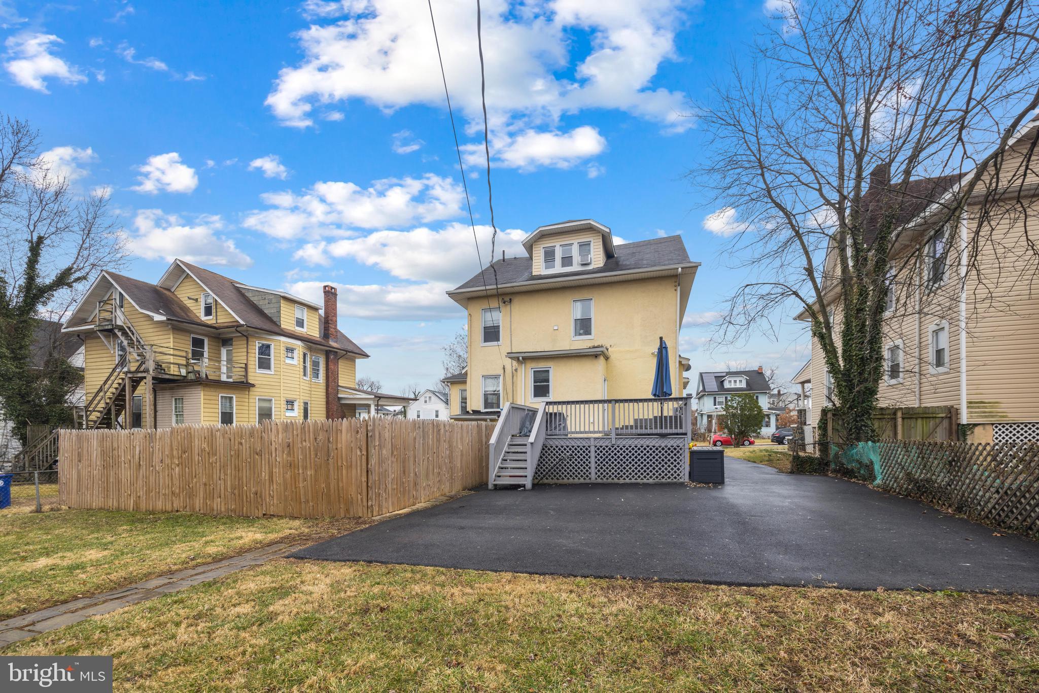 3814 Chatham Road Baltimore, MD 21215 - Photo 41 of 45 a view of a backyard with sitting area