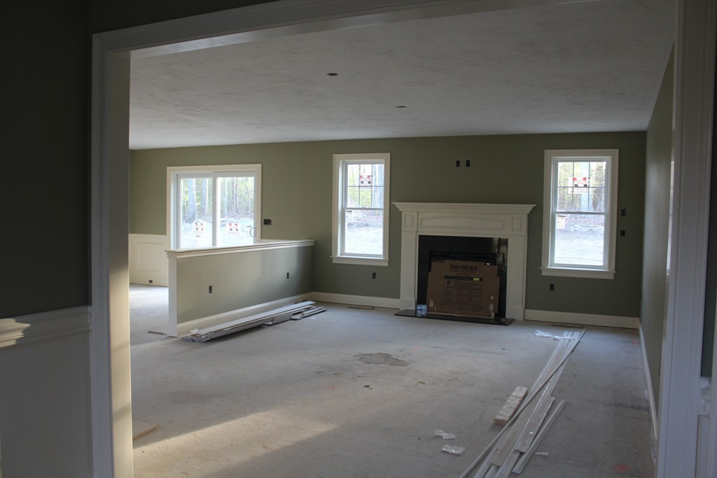 95 Martin Road Douglas, MA 01516 - Photo 4 of 14 Gallery Image 4