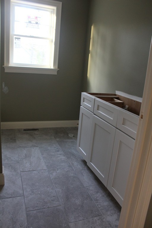 95 Martin Road Douglas, MA 01516 - Photo 8 of 14 Gallery Image 8