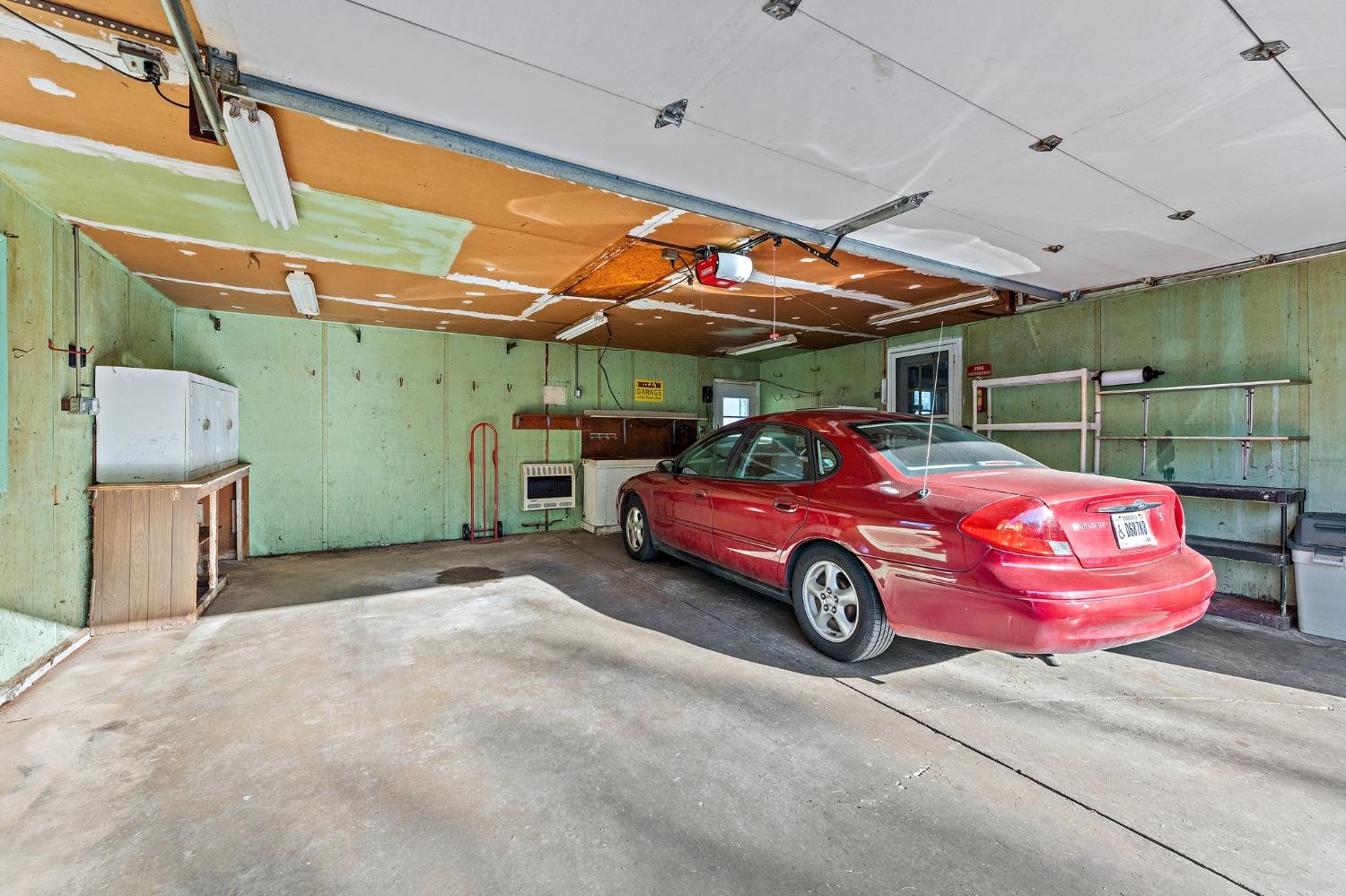 629 Olympia Road Valparaiso, IN 46385 - Photo 9 of 13 1500x999