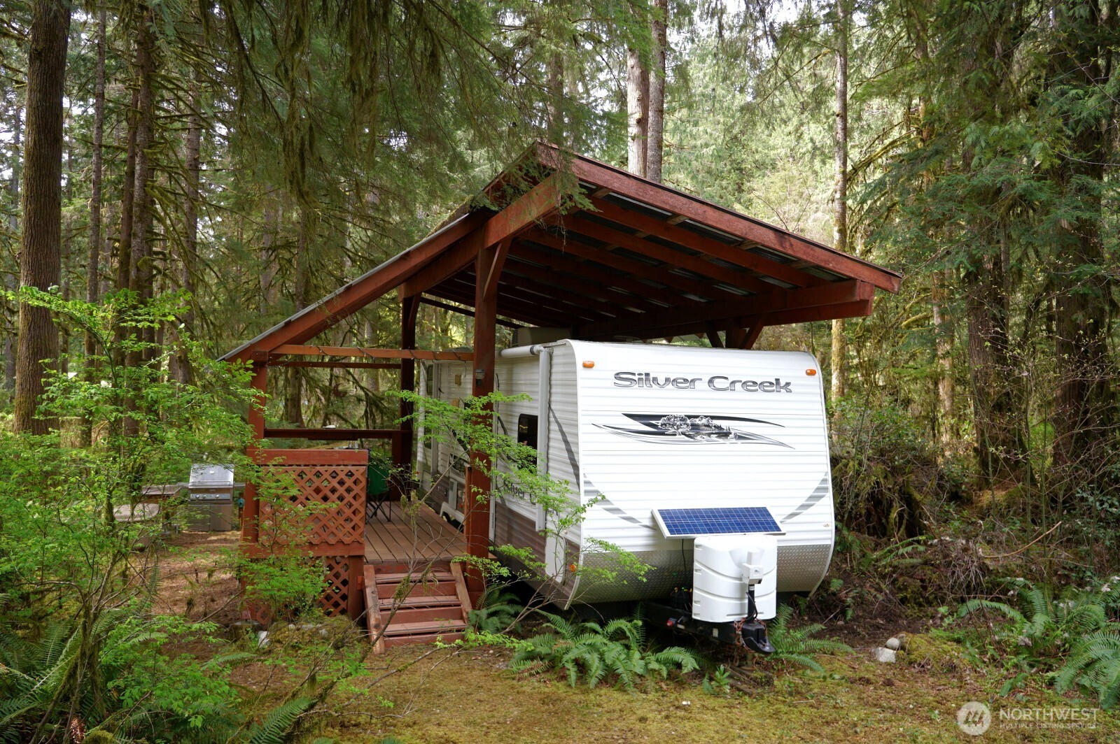8480 South Cascade Road Marblemount, WA 98267 - Photo 2 of 32 Gallery Image 2