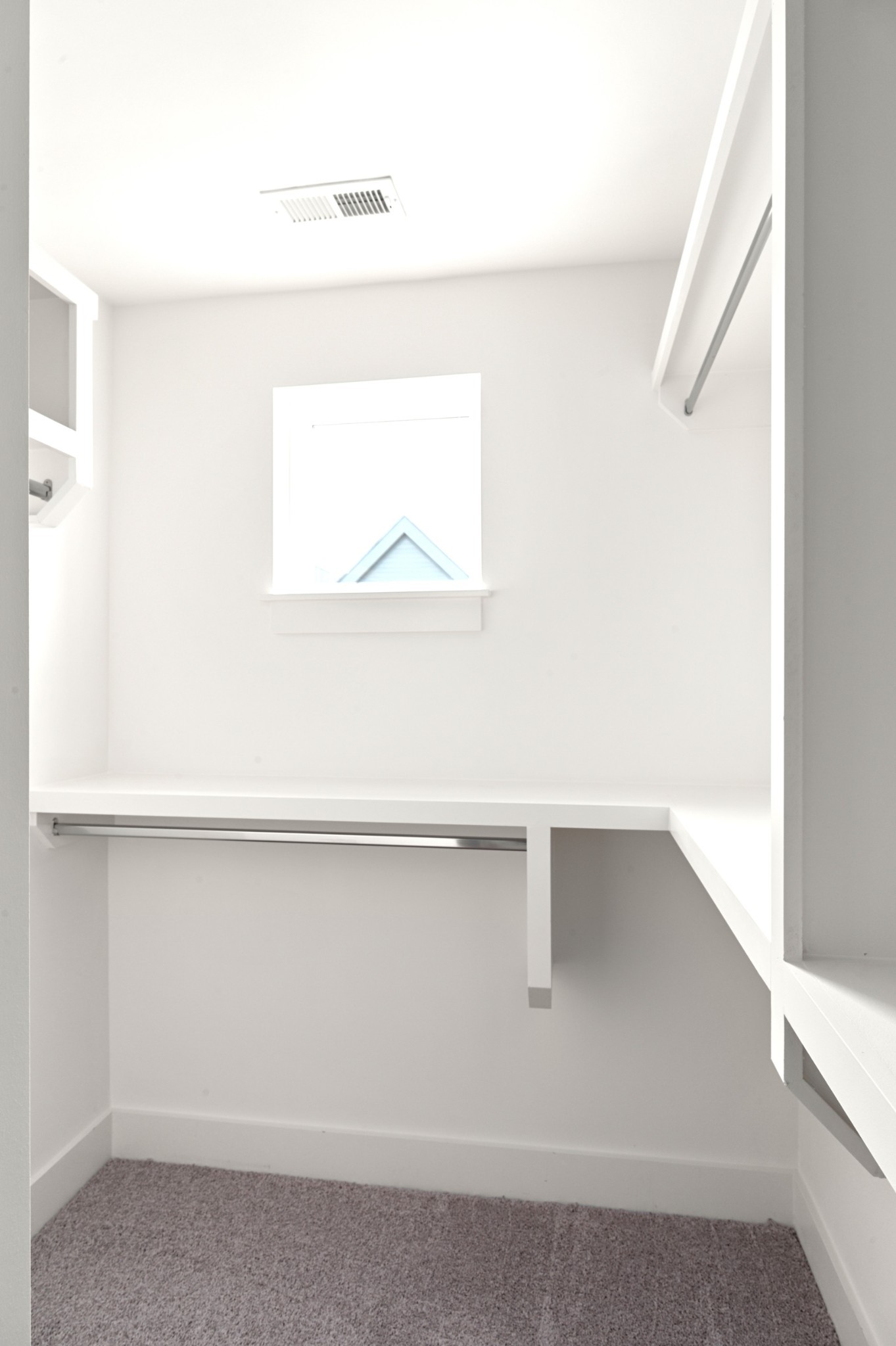 245 Nesbitt Lane Madison, TN 37115 - Photo 12 of 21 a close view of cabinet