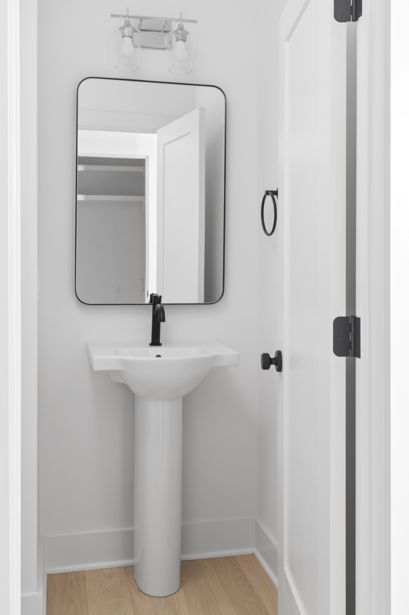 245 Nesbitt Lane Madison, TN 37115 - Photo 6 of 21 a bathroom with a sink and mirror