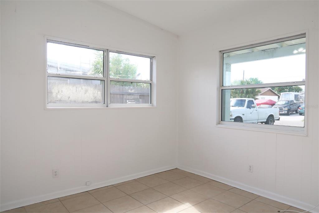 6013 Francis Drive Apollo Beach, FL 33572 - Photo 14 of 20 an empty room with a window