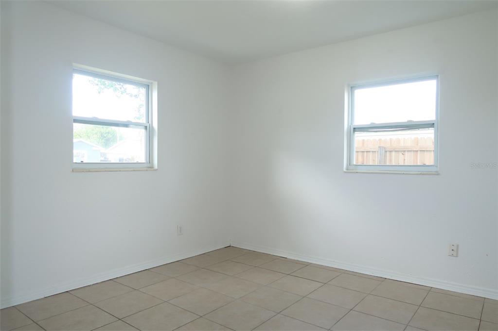 6013 Francis Drive Apollo Beach, FL 33572 - Photo 16 of 20 an empty room with a window