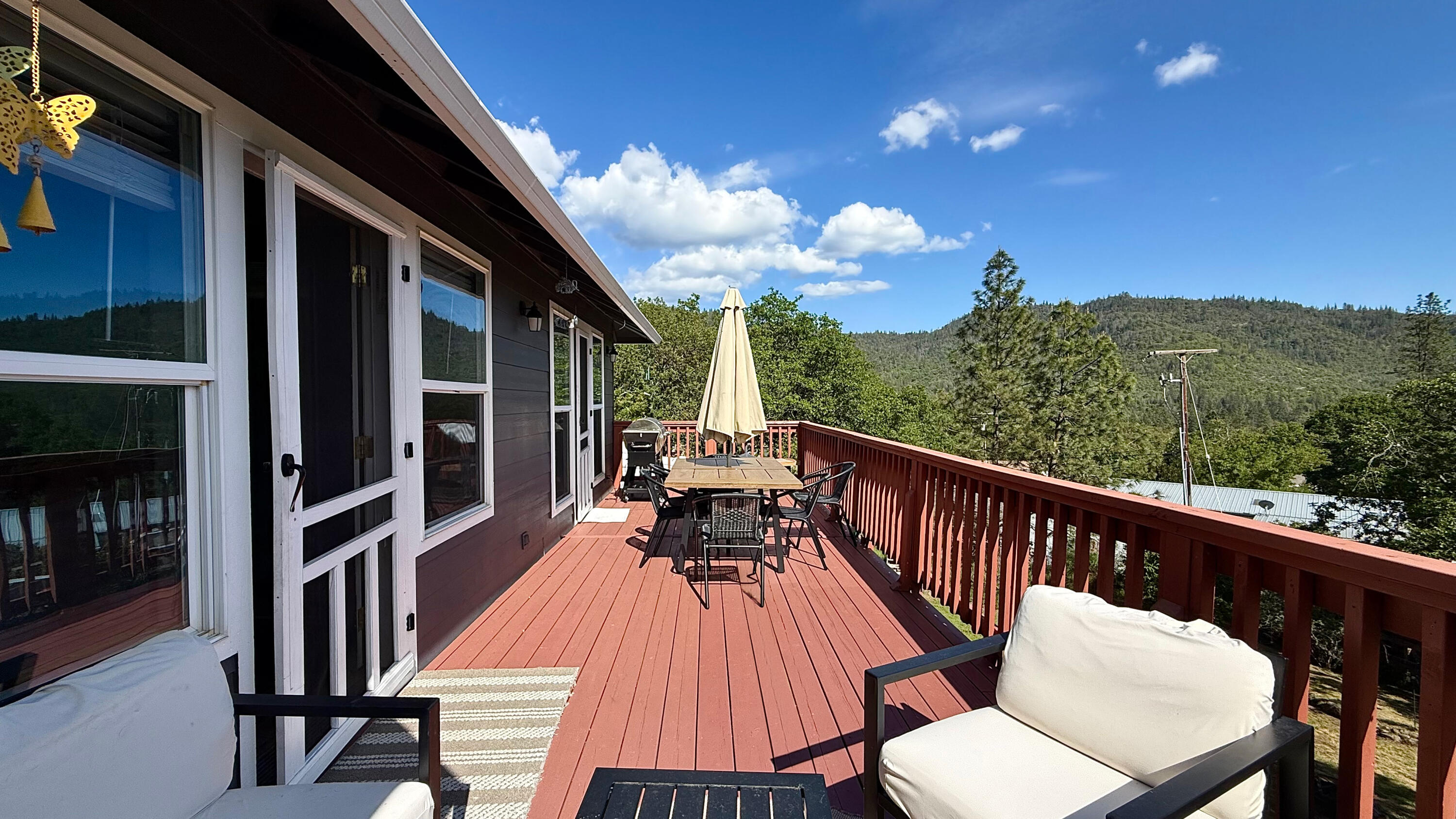 381 Pinetop Terrace Shady Cove, OR 97539 - Photo 23 of 66