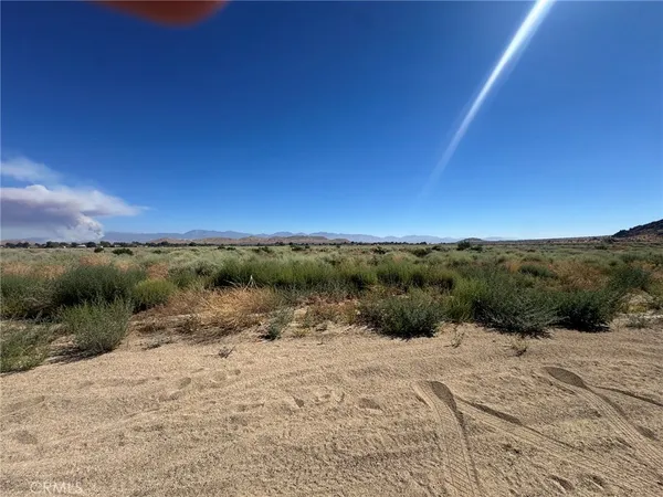 $40,000 | 154 Ste Lake, Lancaster, CA 93535