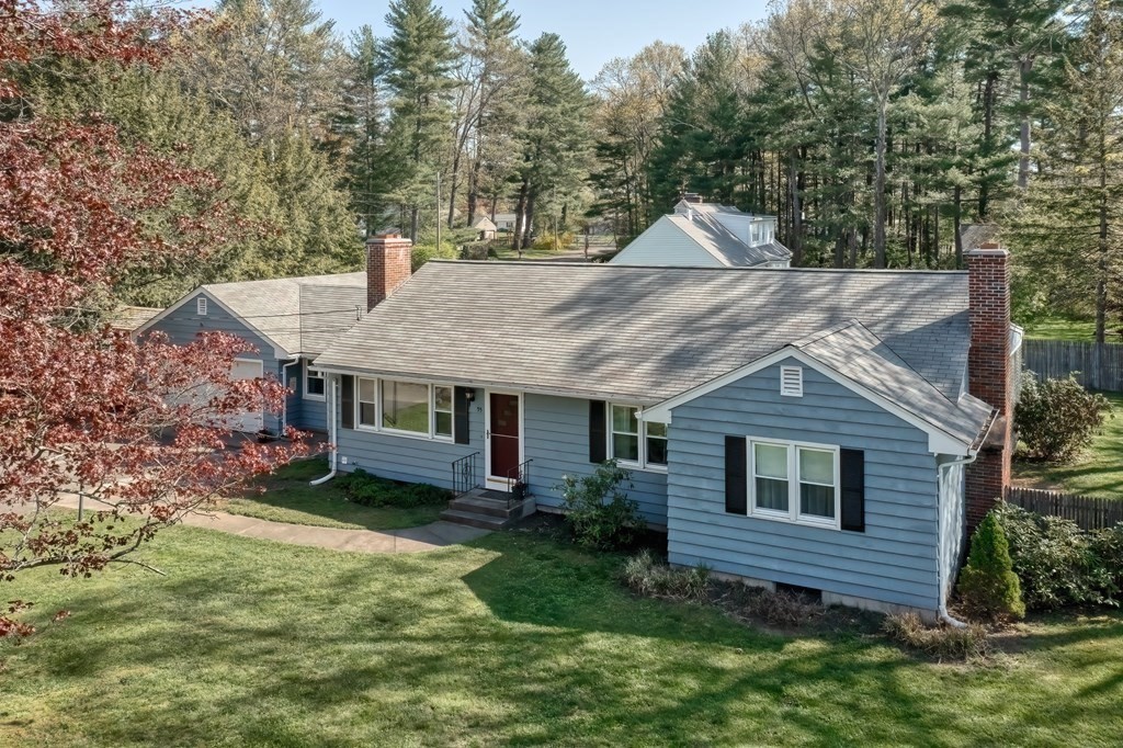 55 Bates Road Westfield, MA 01085 - Photo 2 of 42 Gallery Image 2