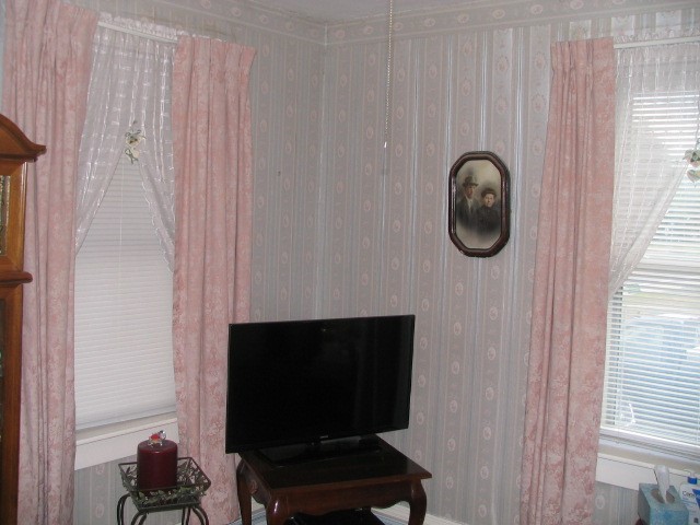744 High Street Cumberland, RI 02864 - Photo 6 of 38 Gallery Image 6