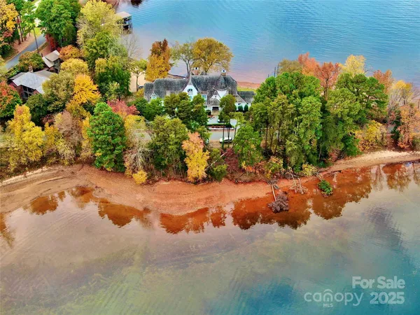 $650,000 | 17832 Mollypop Lane, Cornelius, NC 28031
