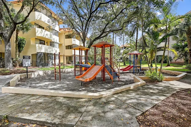$2,600 | Undisclosed Address, Plantation, FL 33313
