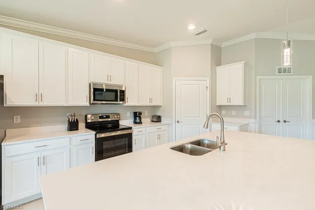 $5,500 | 6039 Ellerston Way Avenue, Unit 2025, Immokalee, FL 34142