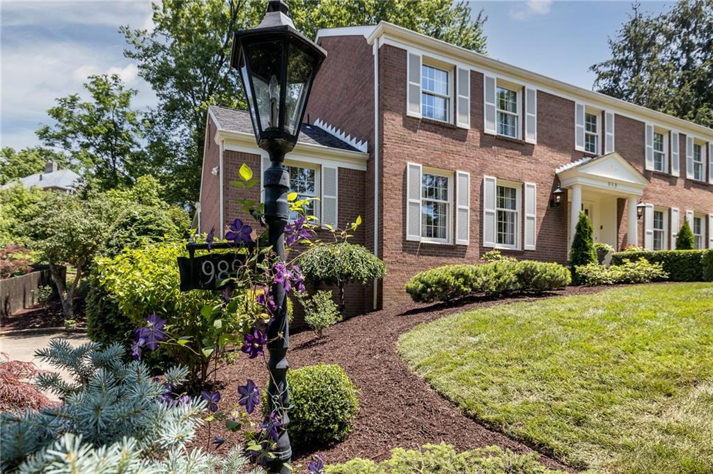 989 Osage Road Pittsburgh, PA 15243 - Photo 2 of 25 Gallery Image 2