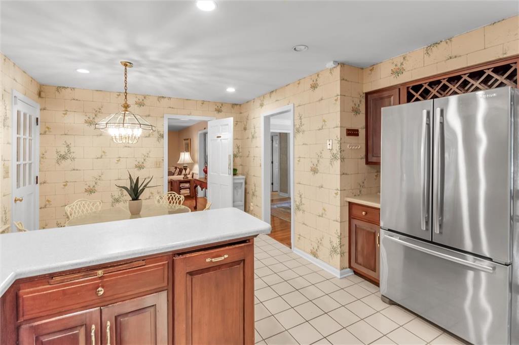 989 Osage Road Pittsburgh, PA 15243 - Photo 12 of 25 Gallery Image 12
