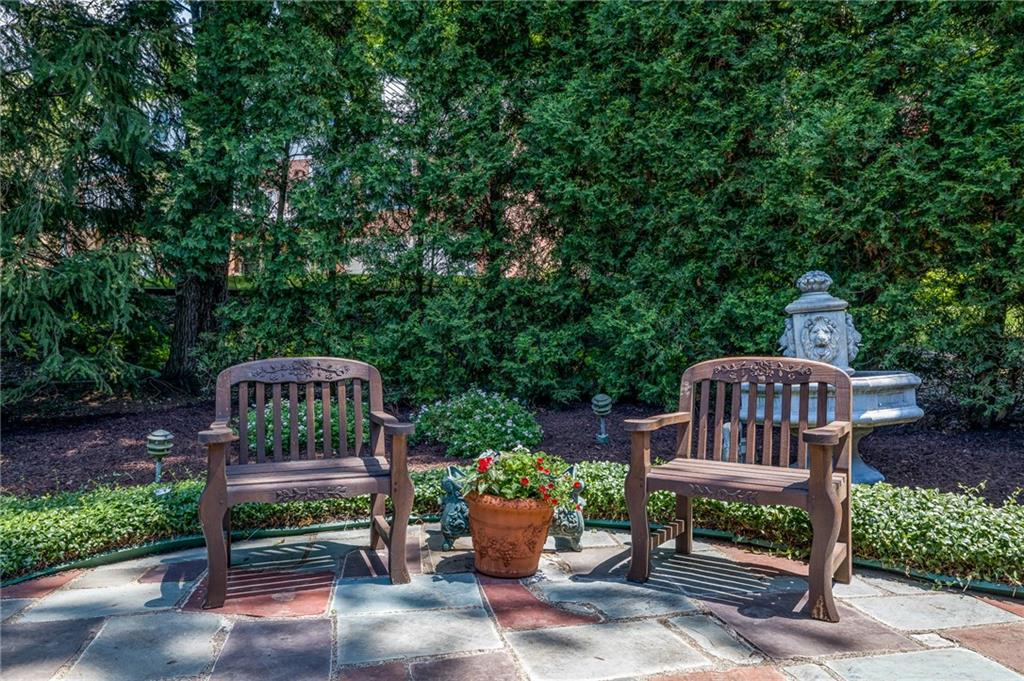989 Osage Road Pittsburgh, PA 15243 - Photo 16 of 25 Gallery Image 16