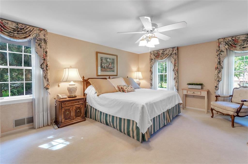 989 Osage Road Pittsburgh, PA 15243 - Photo 17 of 25 Gallery Image 17
