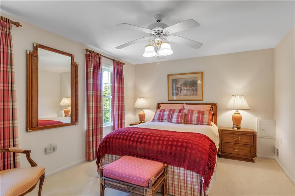 989 Osage Road Pittsburgh, PA 15243 - Photo 19 of 25 Gallery Image 19