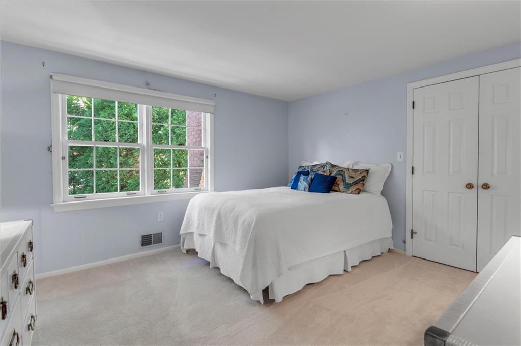 989 Osage Road Pittsburgh, PA 15243 - Photo 21 of 25 Gallery Image 21