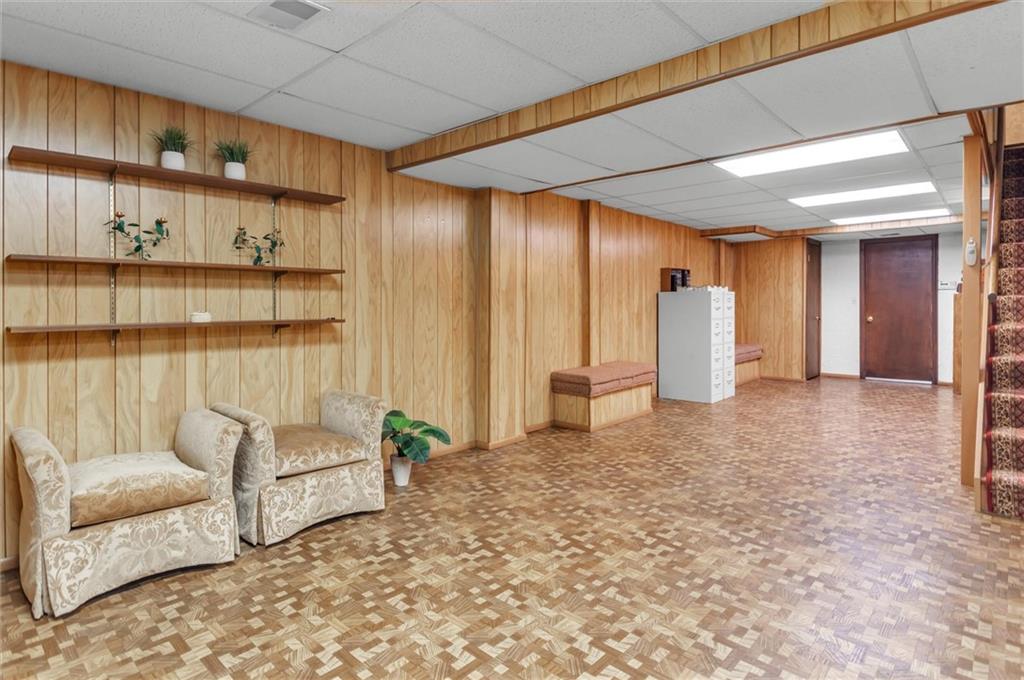 989 Osage Road Pittsburgh, PA 15243 - Photo 23 of 25 Gallery Image 23