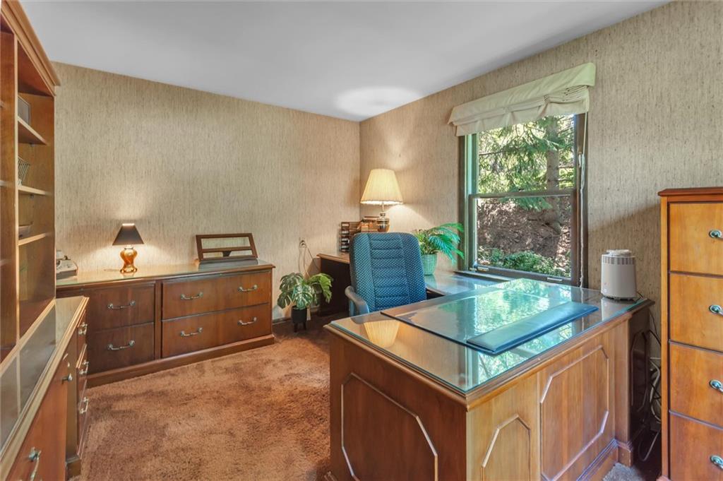 989 Osage Road Pittsburgh, PA 15243 - Photo 7 of 25 Gallery Image 7