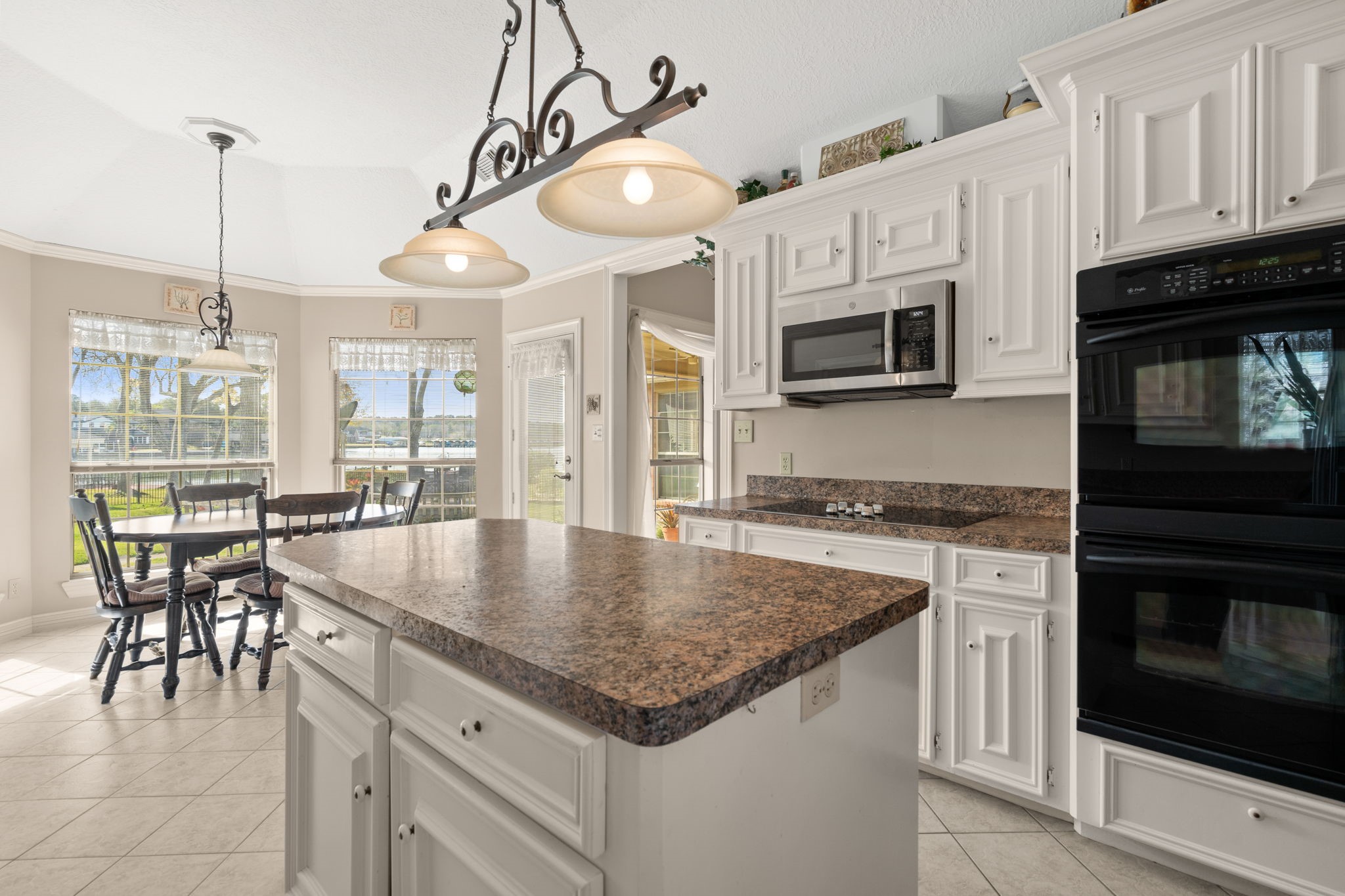 100 April Breeze Conroe, TX 77356 - Photo 17 of 40