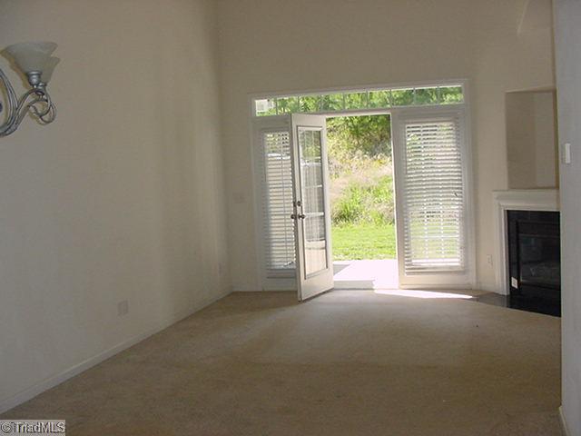 5916 Fox Ridge Lane Winston-Salem, NC 27104 - Photo 4 of 7 Living Room.