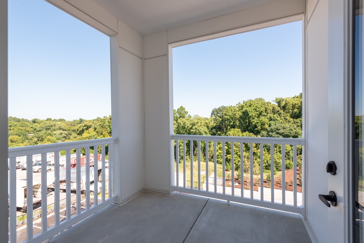 1540 Lebanon Pike, Unit 415 Nashville, TN 37210 - Photo 23 of 52 a view of a porch