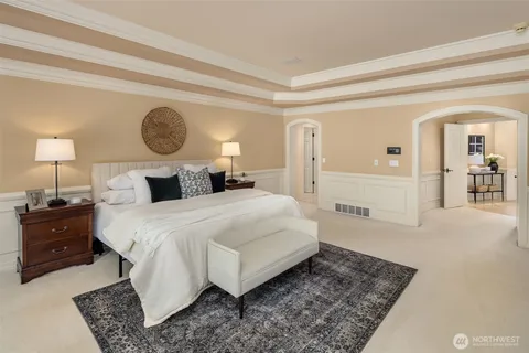 $3,998,000 | 20450 Northeast 71st Street, Redmond, WA 98053