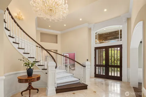 $3,998,000 | 20450 Northeast 71st Street, Redmond, WA 98053