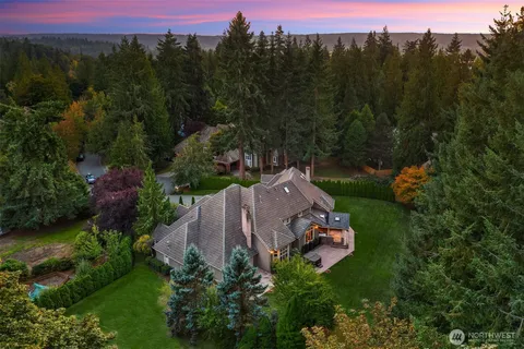 $3,998,000 | 20450 Northeast 71st Street, Redmond, WA 98053