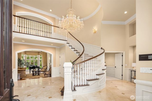 a view of entryway livingroom and hall