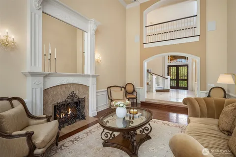 $3,998,000 | 20450 Northeast 71st Street, Redmond, WA 98053