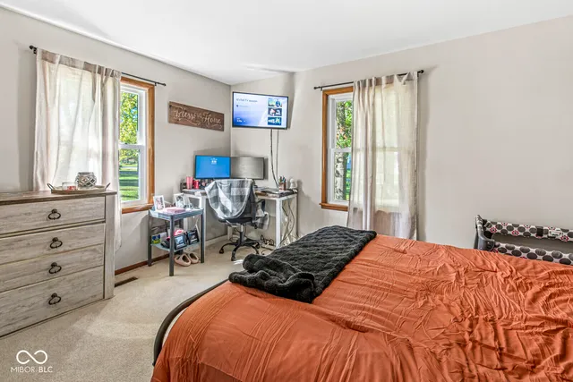 $287,900 | 6201 West 800 North, Fountaintown, IN 46130