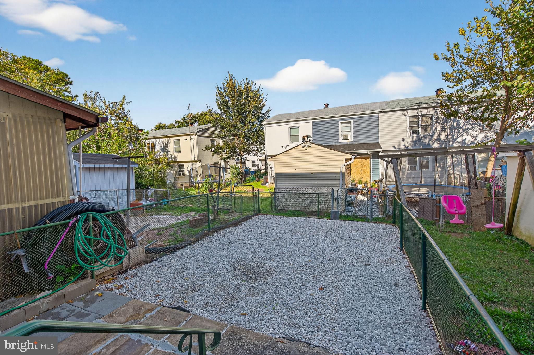 1109 Quantril Way Baltimore, MD 21205 - Photo 4 of 18 a view of a backyard