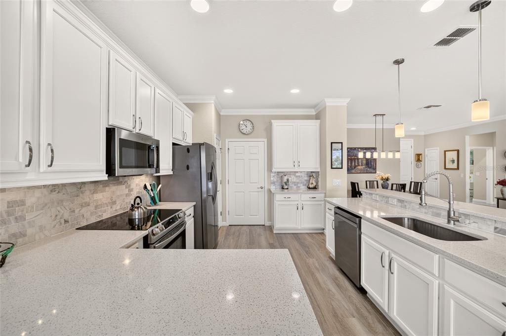 9291 Southwest 66th Loop Ocala, FL 34481 - Photo 32 of 76 Gallery Image 32