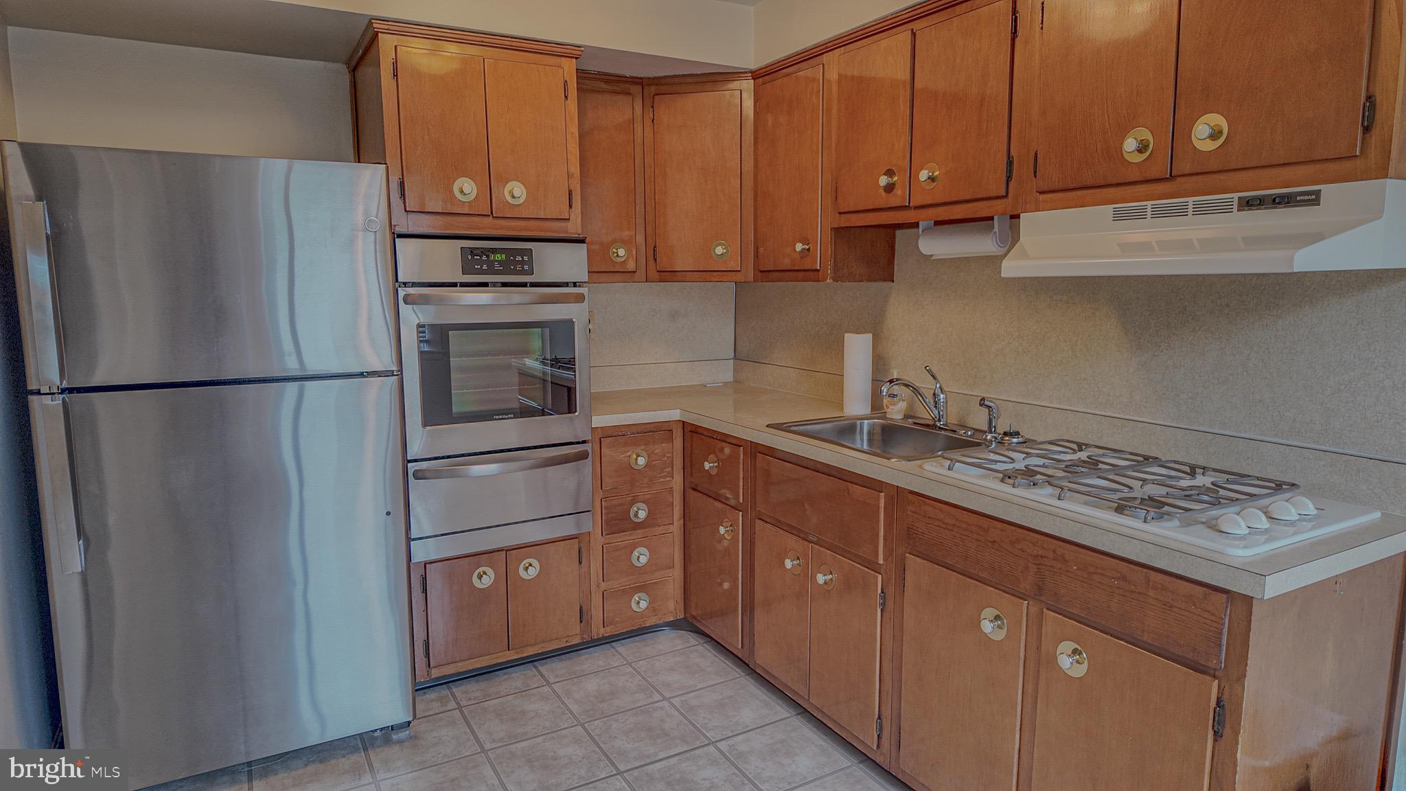 11718 Denman Road Philadelphia, PA 19154 - Photo 9 of 24