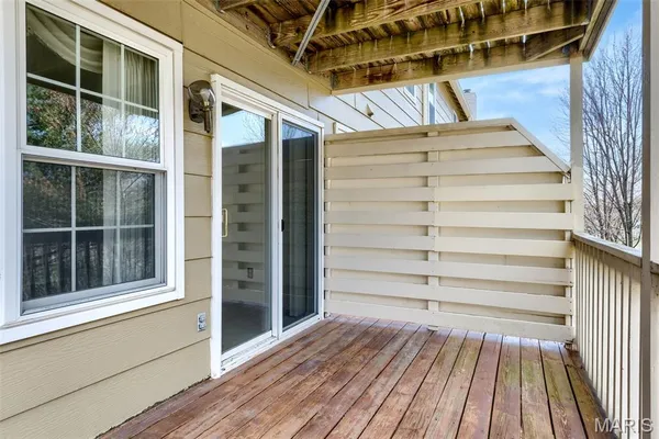 $221,500 | 3126 Autumn Trace Drive, Maryland Heights, MO 63043