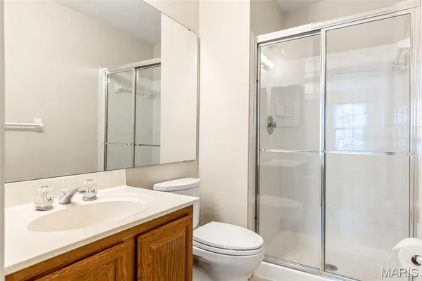 $221,500 | 3126 Autumn Trace Drive, Maryland Heights, MO 63043