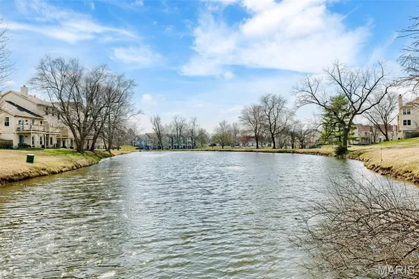 $221,500 | 3126 Autumn Trace Drive, Maryland Heights, MO 63043