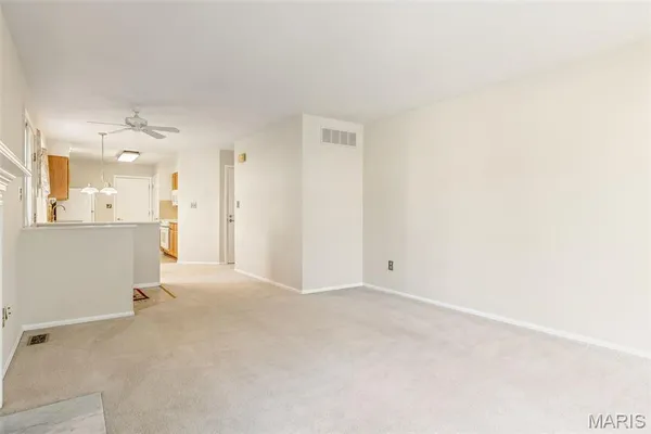 $221,500 | 3126 Autumn Trace Drive, Maryland Heights, MO 63043