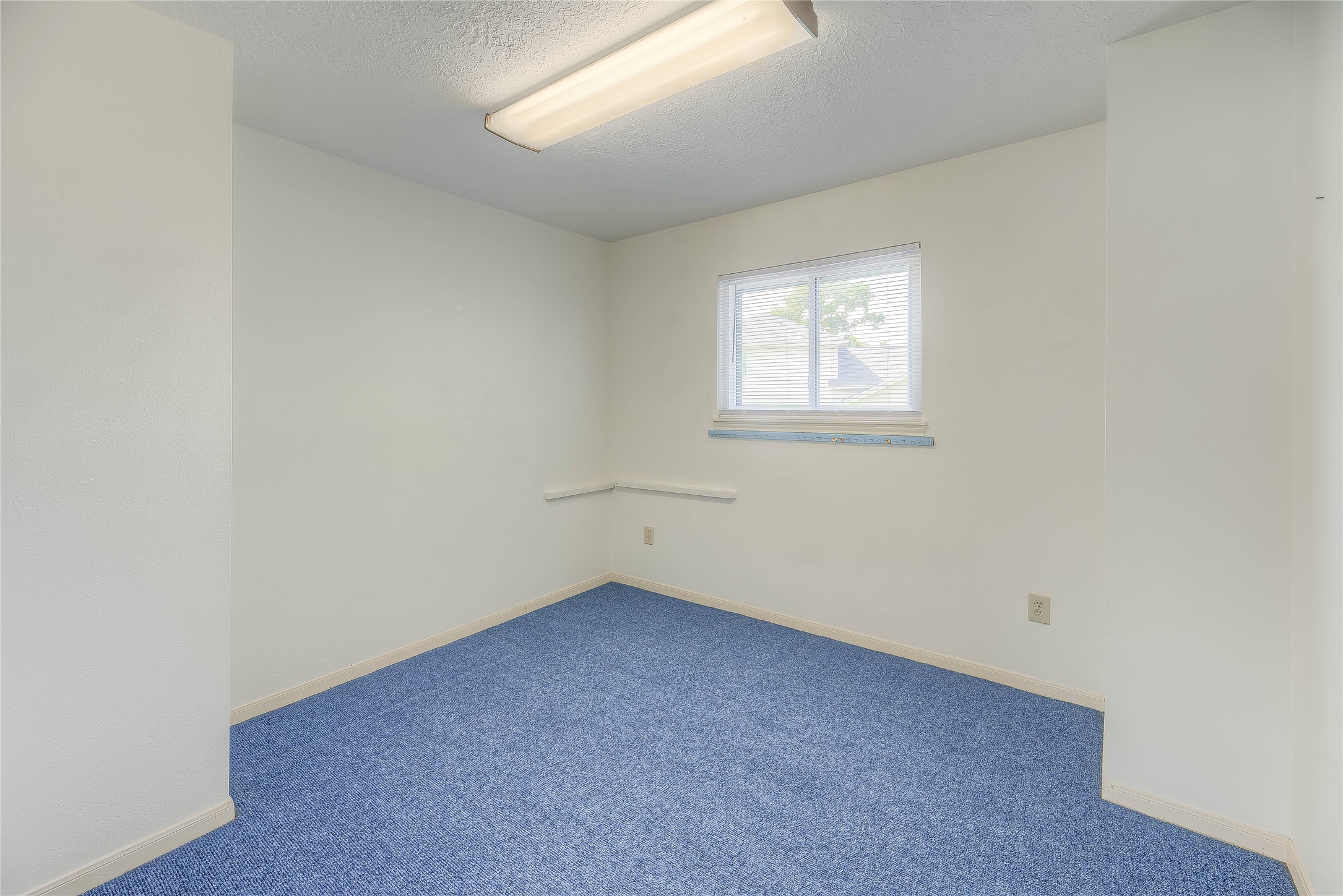 440 Lakeview Dr Loop Coldspring, TX 77331 - Photo 28 of 44 1 OF 4 BEDROOMS