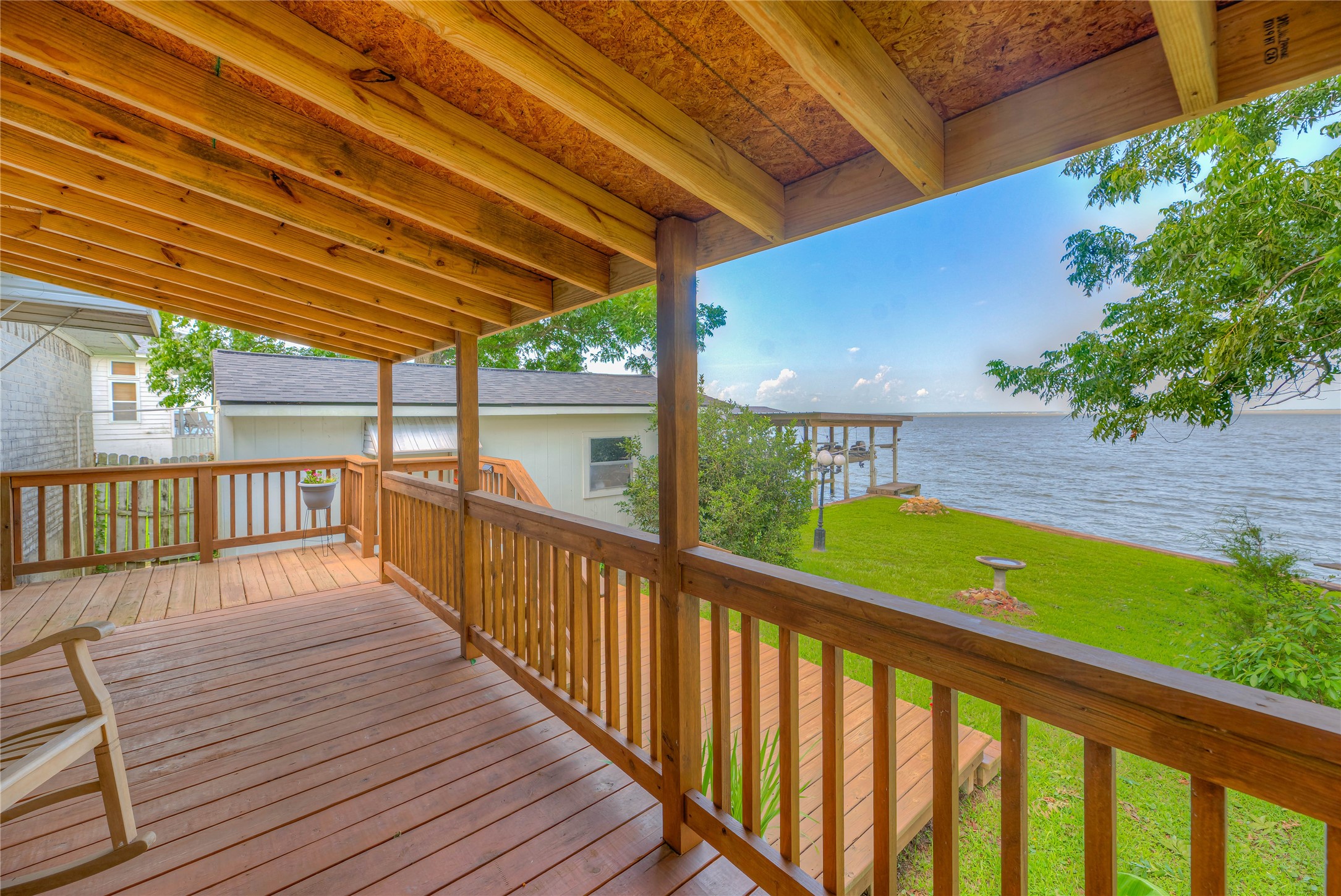 440 Lakeview Dr Loop Coldspring, TX 77331 - Photo 9 of 44 COVERED DECK