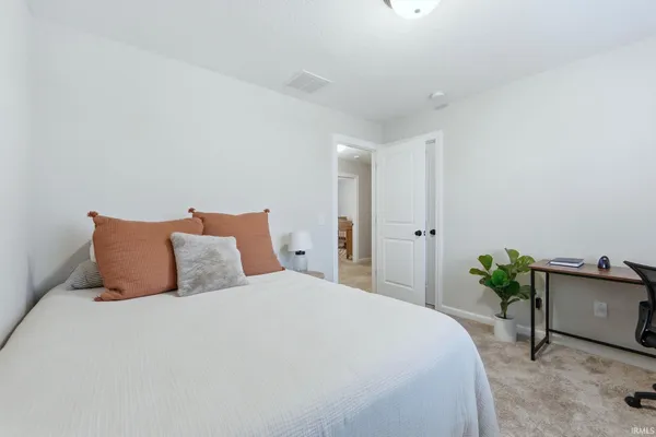 $449,900 | 12040 Waters Meet Drive, Fort Wayne, IN 46818