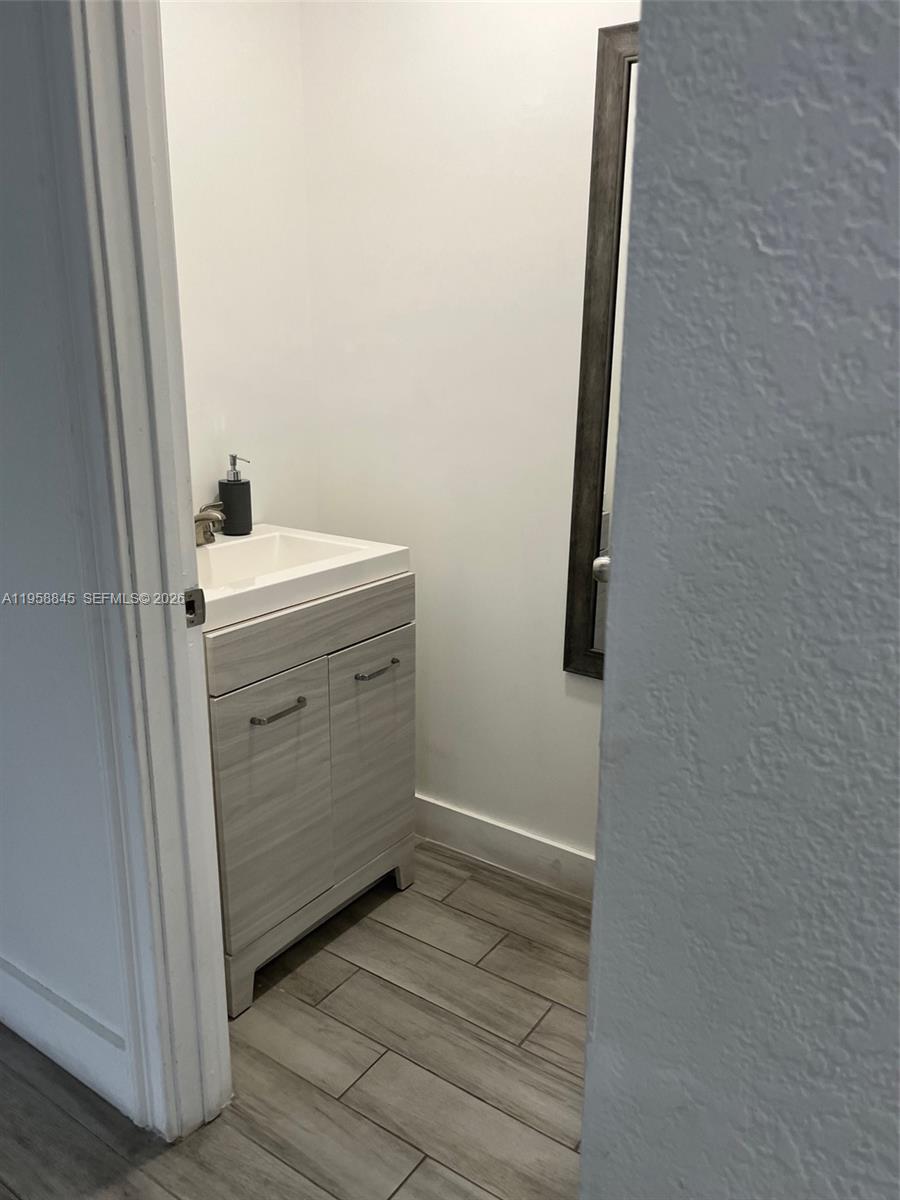 3008 Northwest 13th Street Miami, FL 33125 - Photo 17 of 32