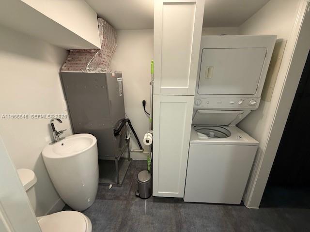 3008 Northwest 13th Street Miami, FL 33125 - Photo 31 of 32 a bathroom with a toilet and a sink