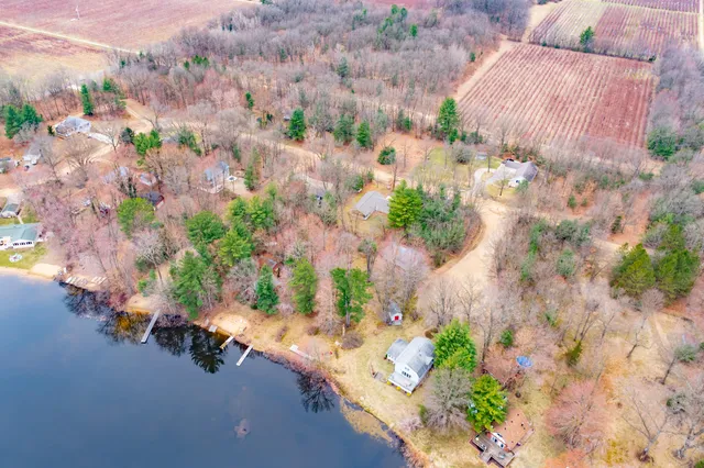 $299,999 | 8311 West Shore Drive, Grand Junction, MI 49056