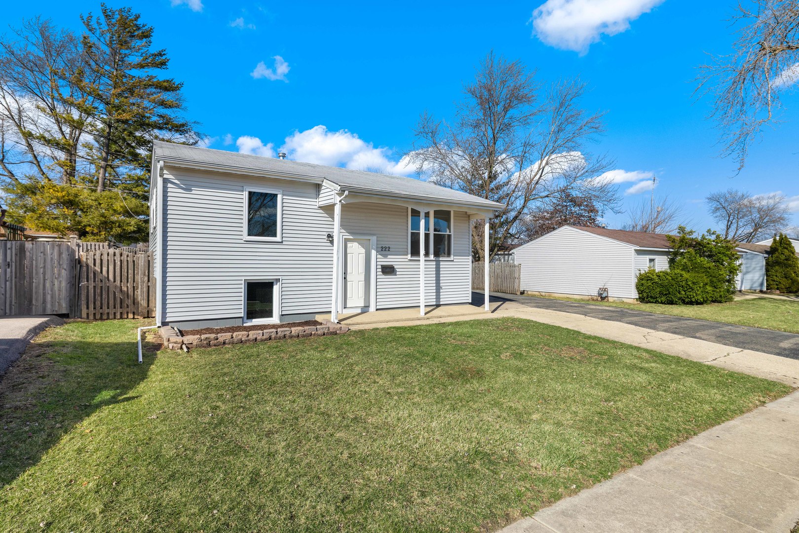 222 Pell Avenue Romeoville, IL 60446 - Photo 3 of 27 Gallery Image 3