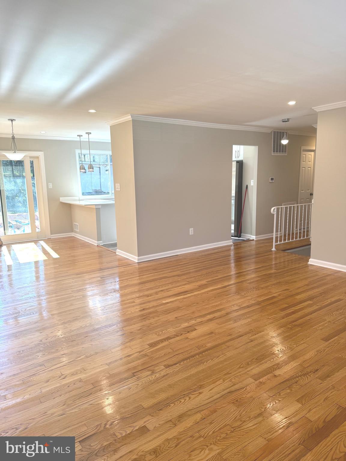 9610 McAlpine Road Silver Spring, MD 20901 - Photo 10 of 44 Gallery Image 10
