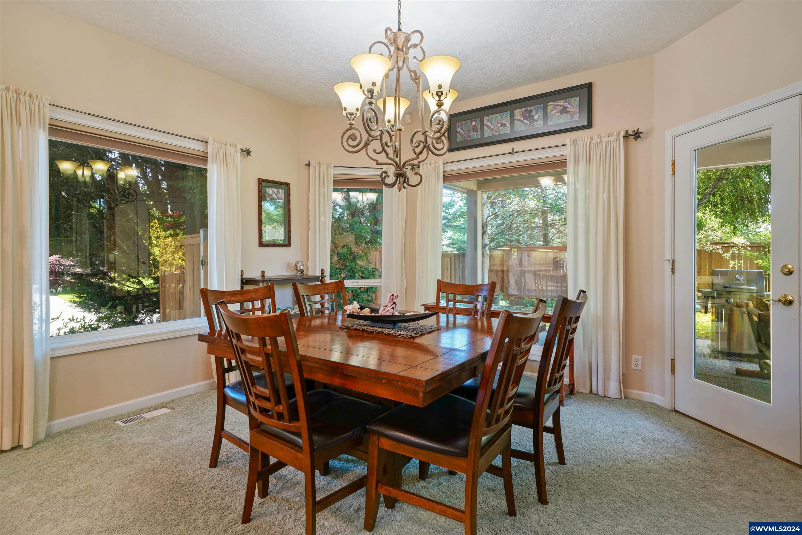 6346 Nicklaus Loop North Keizer, OR 97303 - Photo 13 of 42 Gallery Image 13