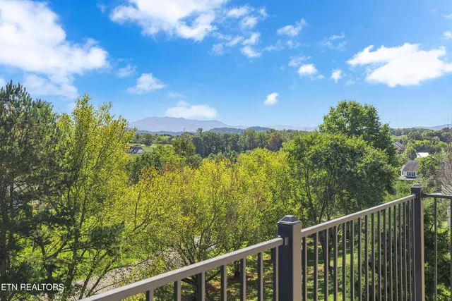 $765,000 | 1202 Foxwood Drive, Sevierville, TN 37862